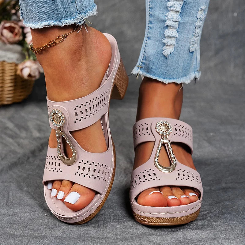 Solara | comfortable orthopaedic sandals