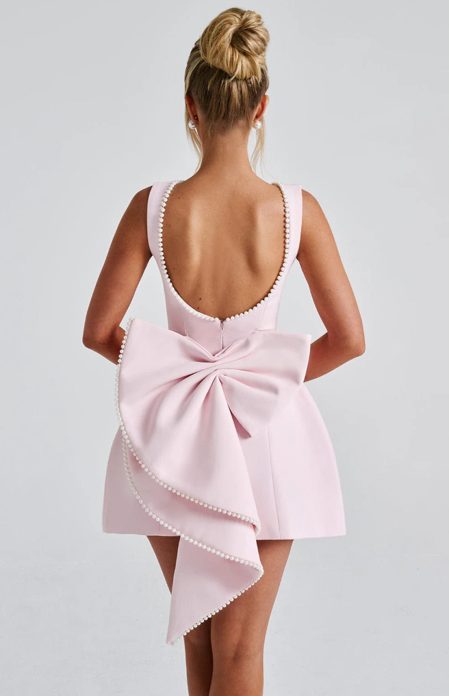Toronto Couture™ | Elegant Bow Dress